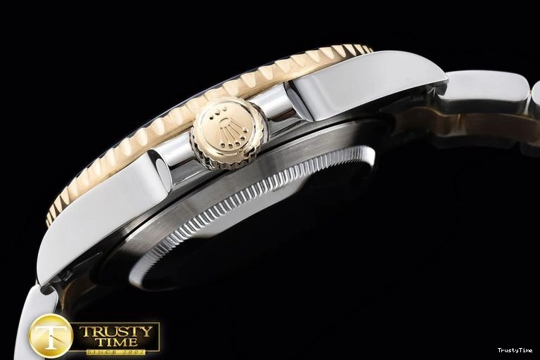 1023 ROLSUB183A – Submariner 116613 18K Wrapped TT Blk V7 Noob A- Bold 1061